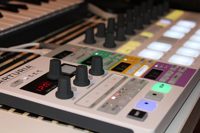 Which one is the best synthesizer for old school hip hop?